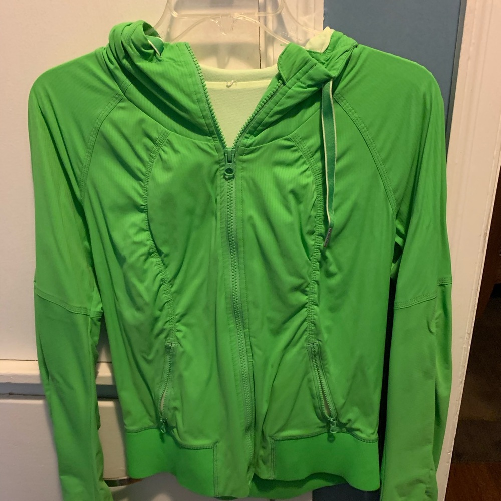 Lululemon Jacket, size 6